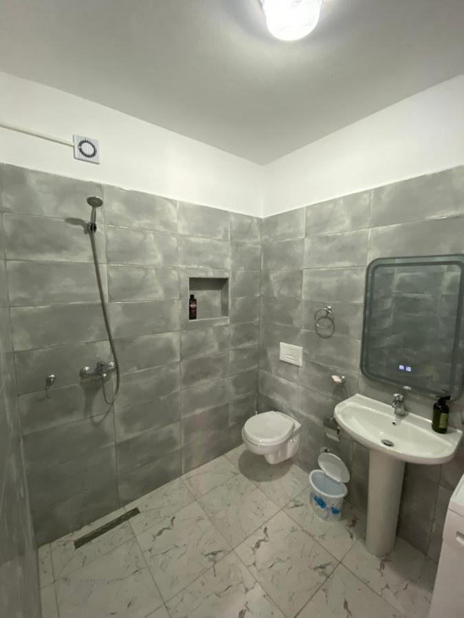 Eq Apartaments Tirana Exterior foto